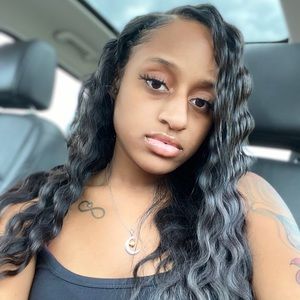 Meet your Posher, Jamesha